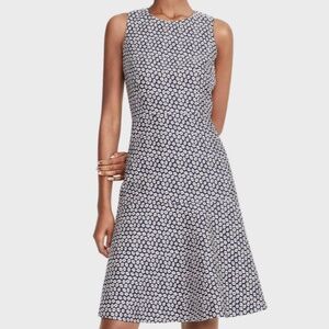 J Crew A-Line Dress in Piper Foulard, Size 6